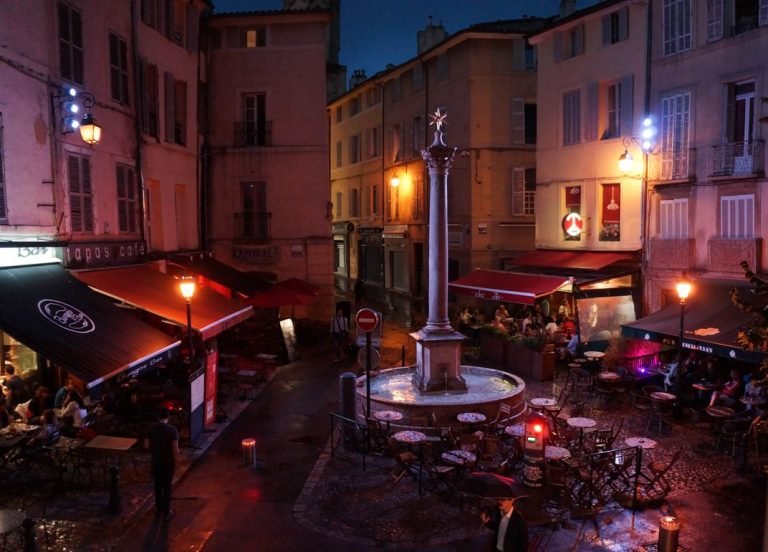 Erotic Massage in Aix-en-Provence near me