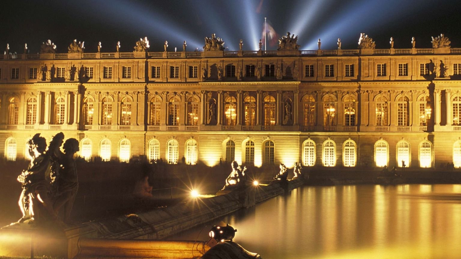 Versailles near me